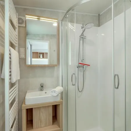 Tiny Haus 21 Am Brombachsee Holiday home Pleinfeld