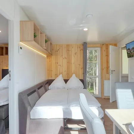 Tiny Haus 21 Am Brombachsee בית נופש